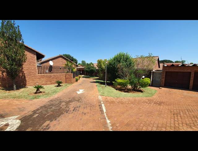 3 BEDROOM HOUSE FOR SALE IN AMANDASIG